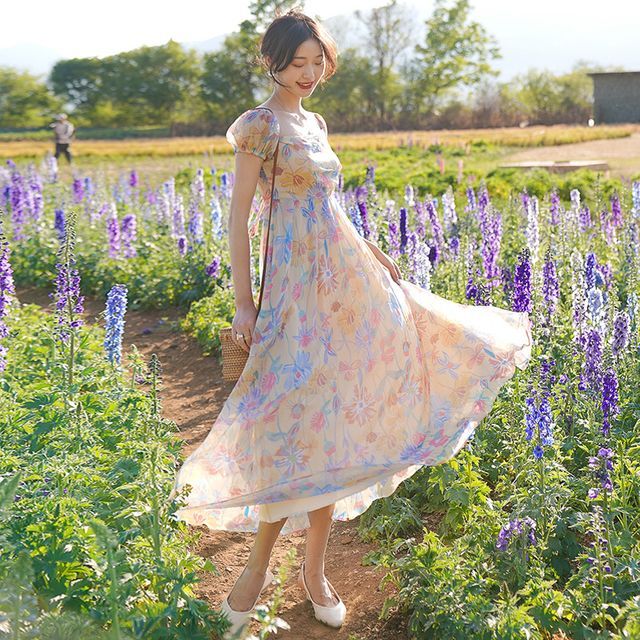 Moanum Short-Sleeve Square Neck Floral Print Maxi A-Line Dress