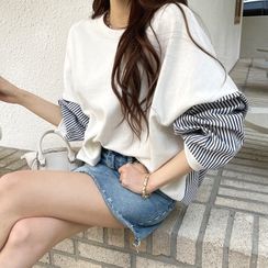 DEEPNY - Stripe-Panel Oversized Sweatshirt DEEPNY - Stripe-Panel Oversized Sweatshirt