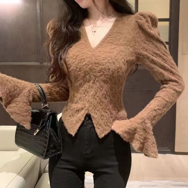 Everose-Puff Sleeve V-Neck Plain Slit Lace Top