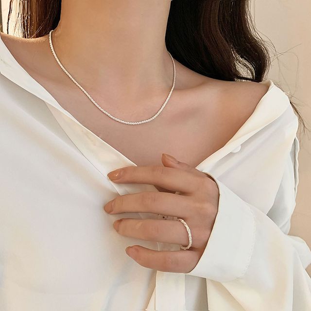 Jael-Alloy Necklace Ring