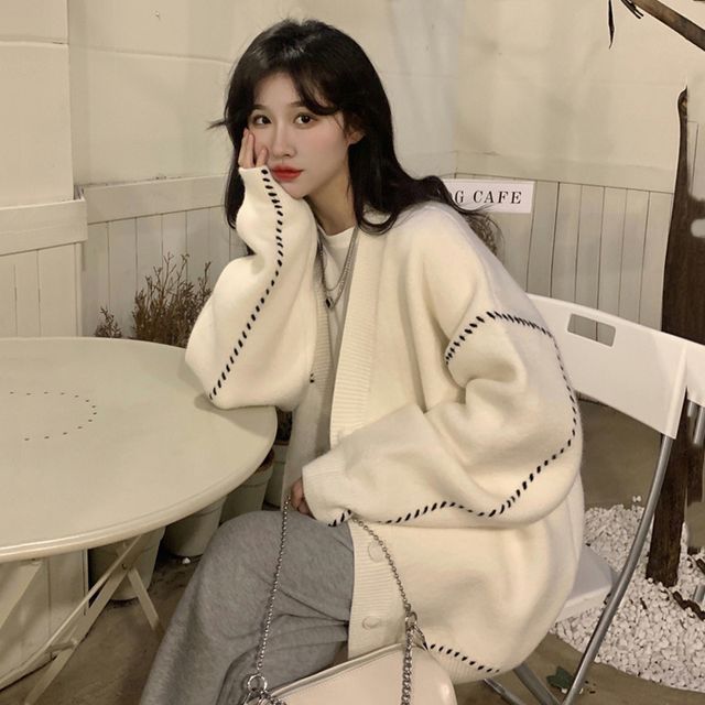 Miss Kekeli-Contrast Stitching Cardigan