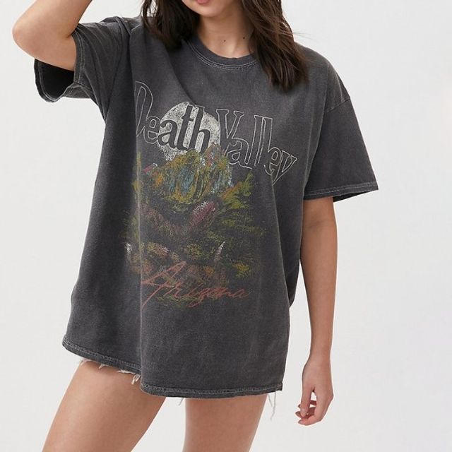 Avauntgardo-Short-Sleeve Lettering T-Shirt