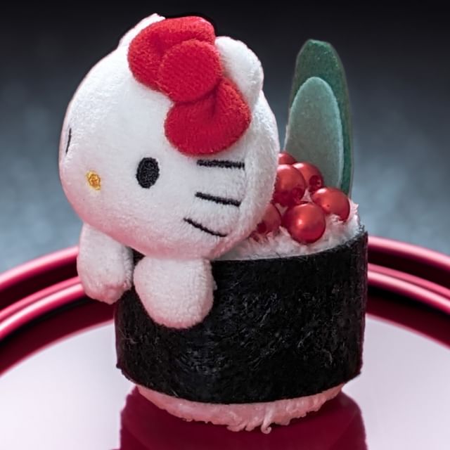 【レア】Hello Kitty x Etsumi Kawashima ストラップ Nakajima Corp. - Hello Kitty Sushi Series Mascot Keychain (Ikura