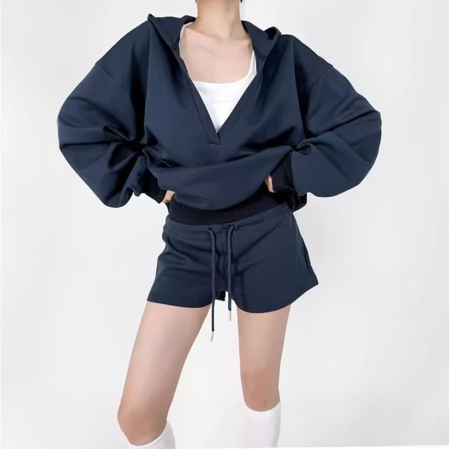 Asiris-V-Neck Plain Cropped Hoodie Drawstring Waist Plain Shorts