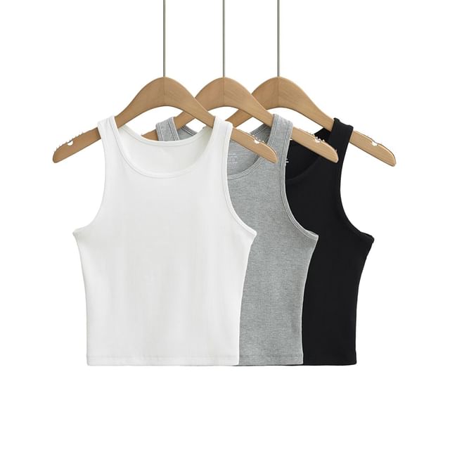 Ulark-Round Neck Plain Racerback Tank Top