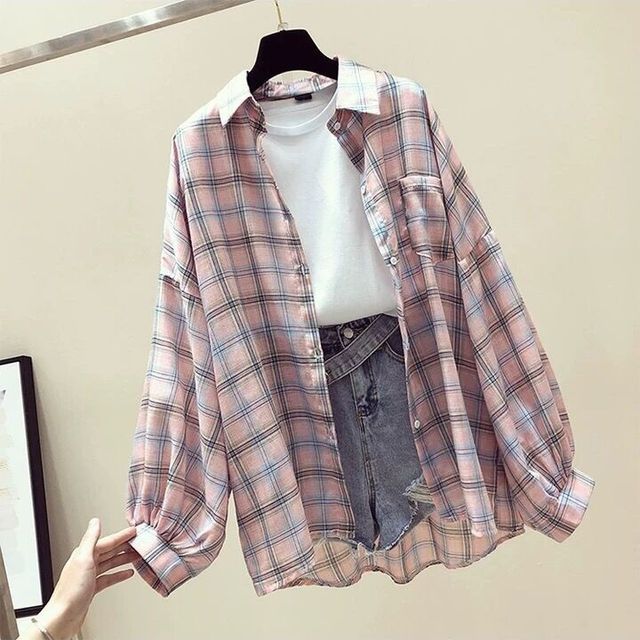 Long-Sleeve Plaid Button-Up Loose Fit Pocket Shirt