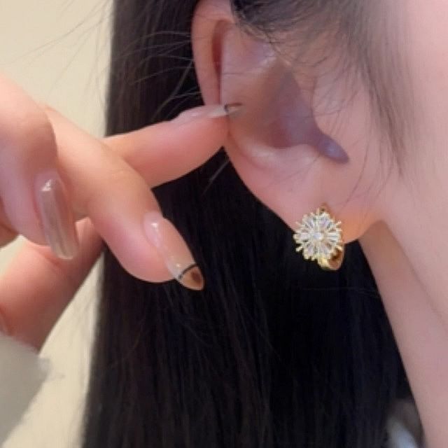 True Glam-Rhinestone Stud Earring