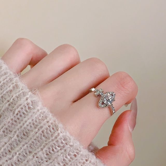Kiren-Rhinestone Ring