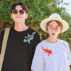 HANEN - Couple Matching Short-Sleeve Fish Embroidery T-Shirt