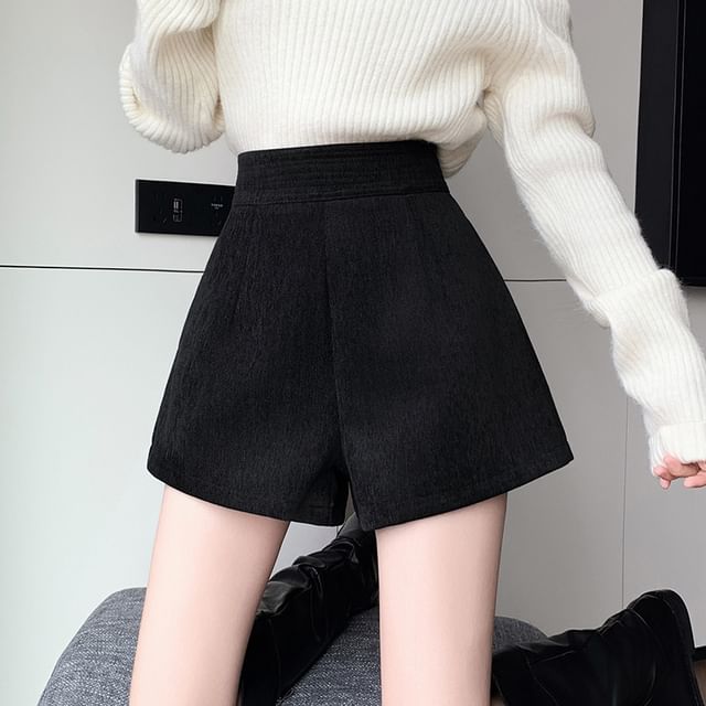 Dragan Pulse-High Waist Plain Wide Leg Shorts