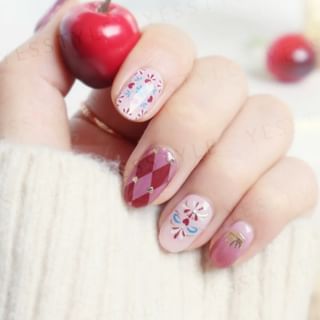 Lunacaca - Queen Of Hearts Nails Art Stickers