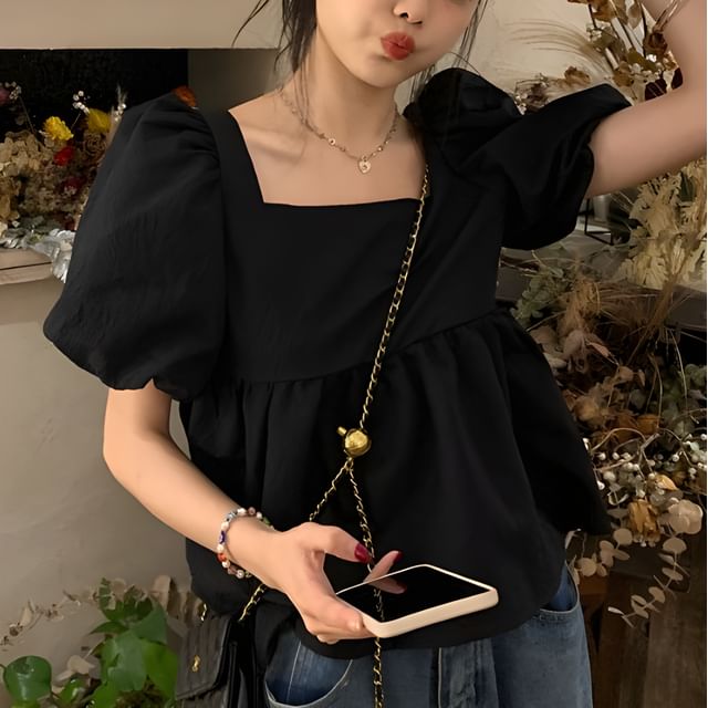 monroll-Bluse mit Puffärmeln und quadratischem Ausschnitt