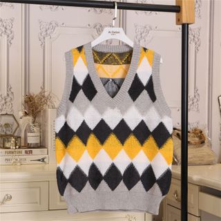 argyle print vest