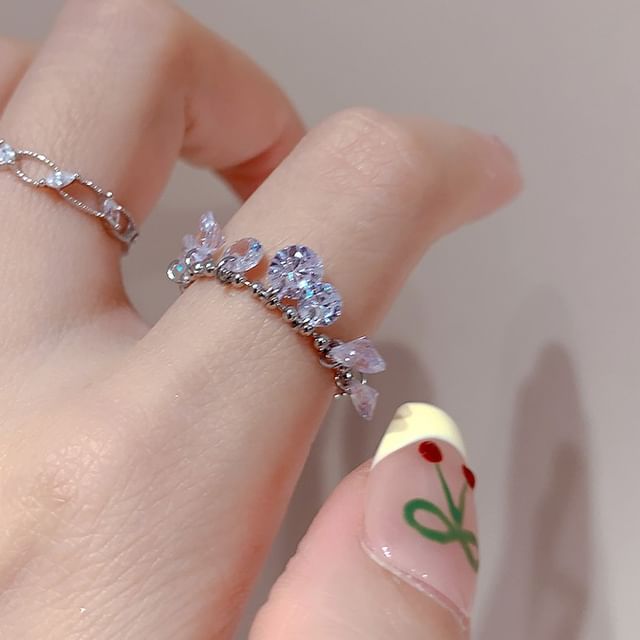 Kiren-Rhinestone Ring Cutout Ring