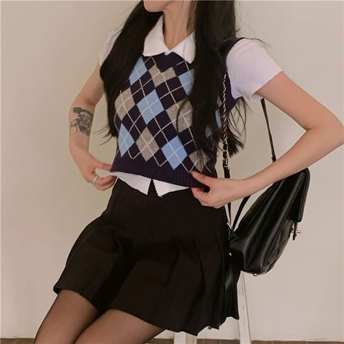 Windflower Short-Sleeve Button-Up Shirt / Argyle Cropped Sweater Vest / Pleated Mini A-Line Skirt argyle/blue One Size