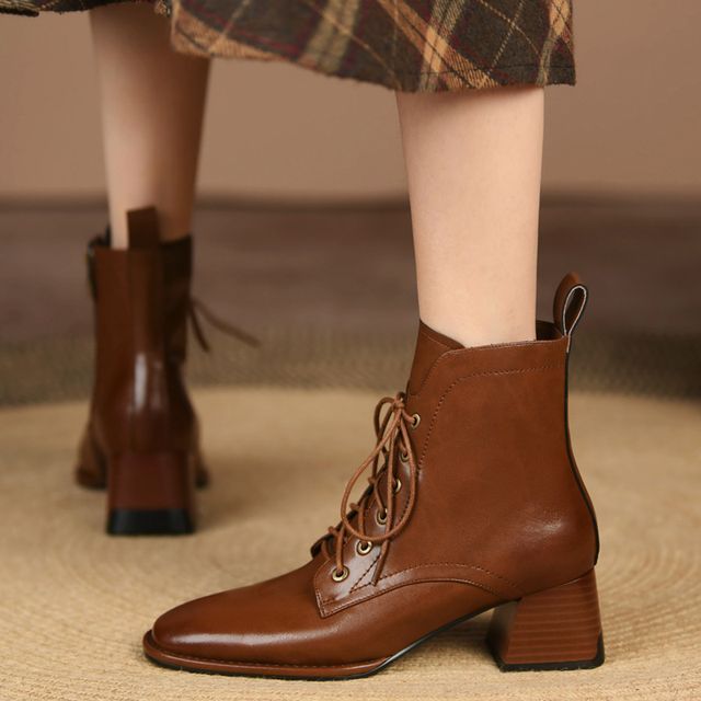 Cinnabelle-Block-Heel Pointed Short Boots