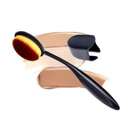 Louree - Foundation Brush Louree - Foundation Brush
