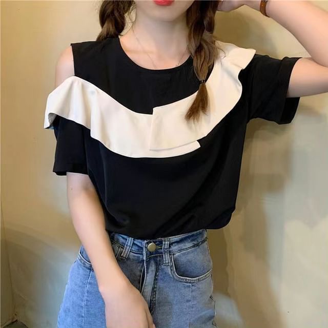 Everose-Cold-Shoulder Two-Tone Ruffled Blouse