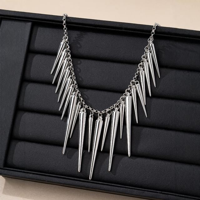 Prushia-Spike Pendant Necklace