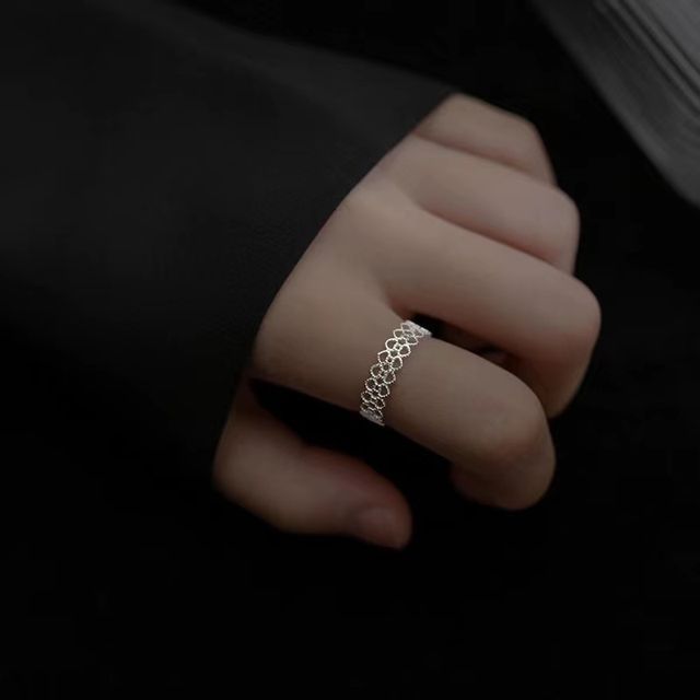 Toinianimos-Cutout Sterling Silver Open Ring