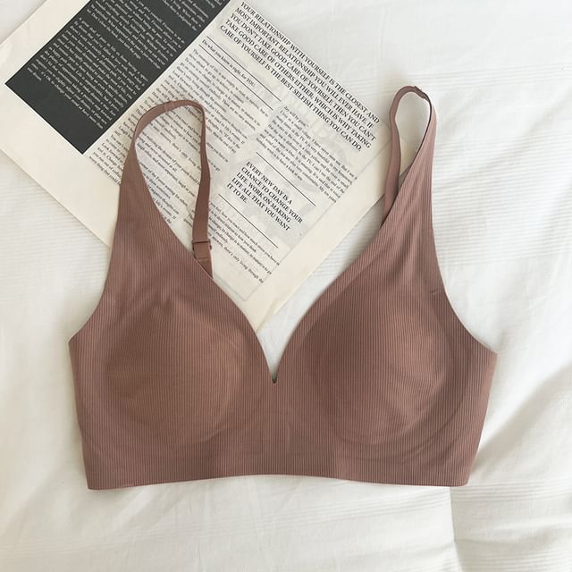 Gecko-Ribbed Seamless Wireless Bra