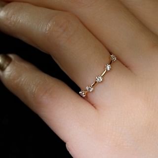 Phoenoa-CZ Thin Ring