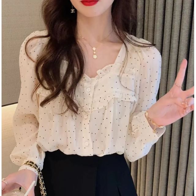 Hanji-V-Neck Dotted Ruffle Blouse