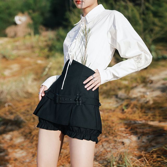 Nekomata-Ruffle Trim Skorts