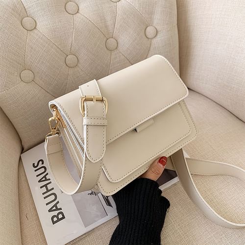 City Trips Faux Leather Crossbody Purse With Coin Bag (White