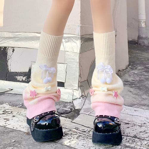 Nikiki - Two Tone Knit Leg Warmers | YesStyle