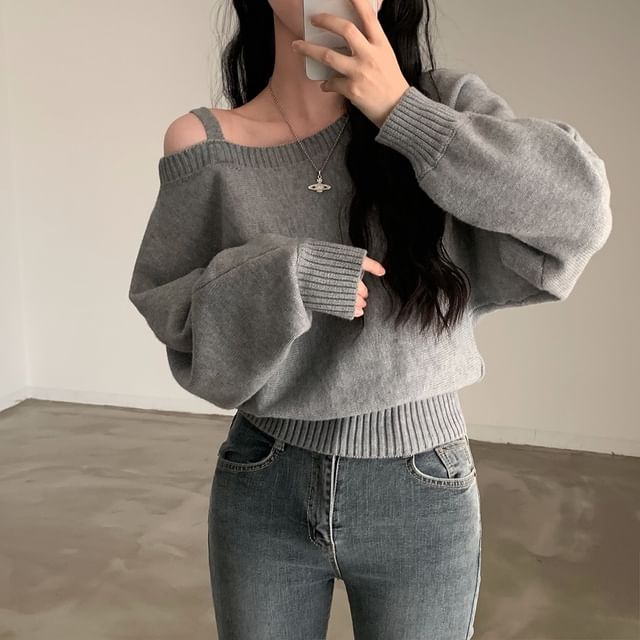 Tulstrix-Cold Shoulder Plain Crop Sweater