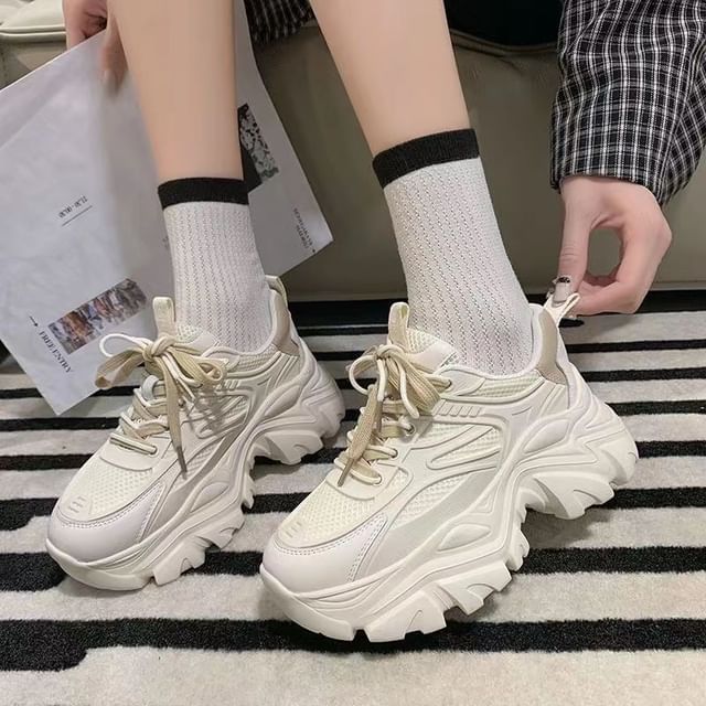 Sleeko-Mesh Panel Lace-Up Platform Sneakers