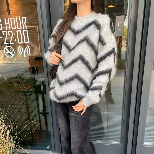 ANORA-Crew Neck Chevron Sweater