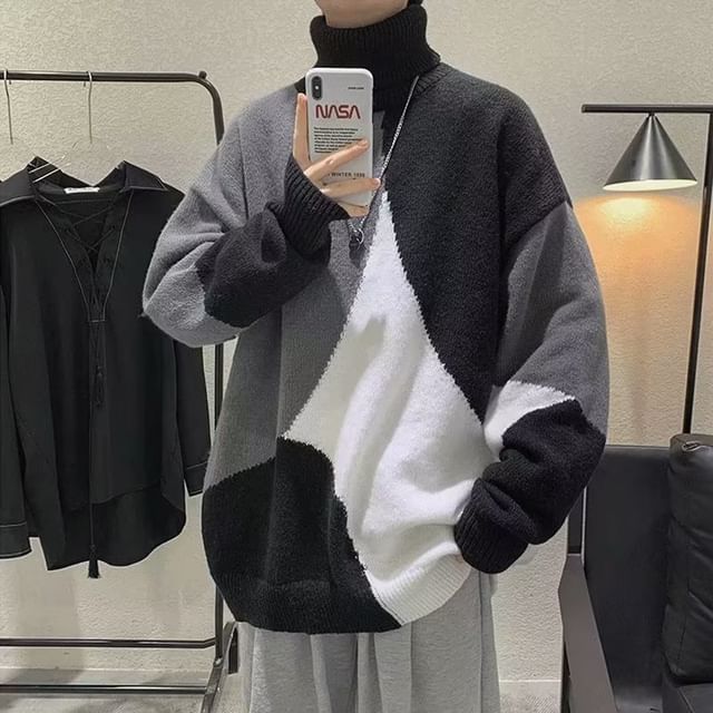 Double White-Long-Sleeve Turtleneck Color Block Sweater
