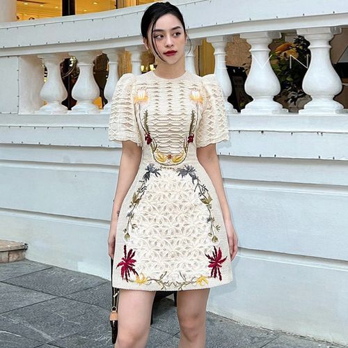 Floral embroidered cheap lace dress