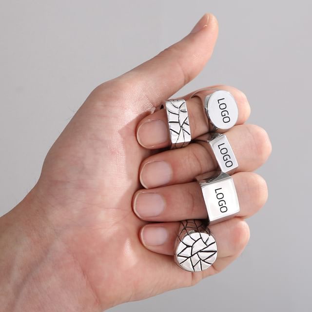 Tenri-Round Signet Ring