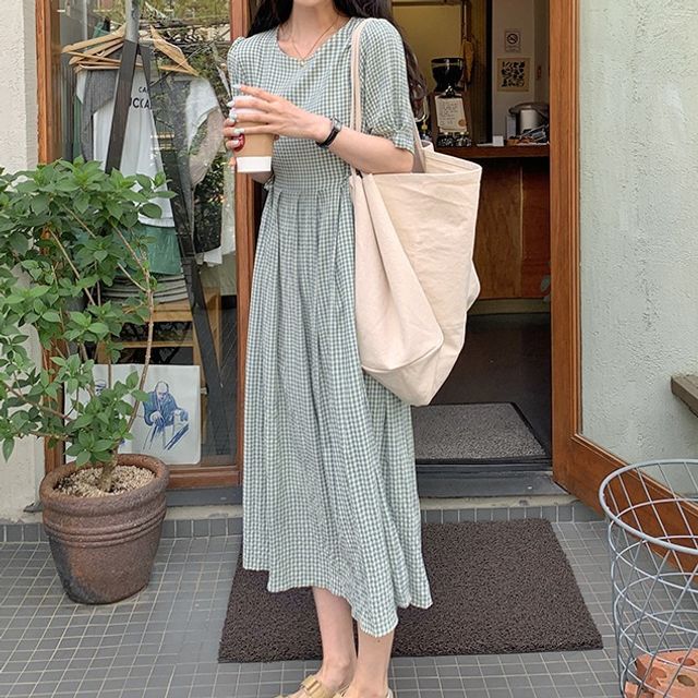 knee length dresses for ladies Gingham Short Sleeve Relaxed Midi Dress – The Swank Company main image 0