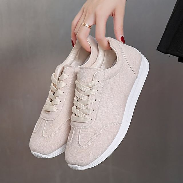Sleeko-Lace-Up Sneakers