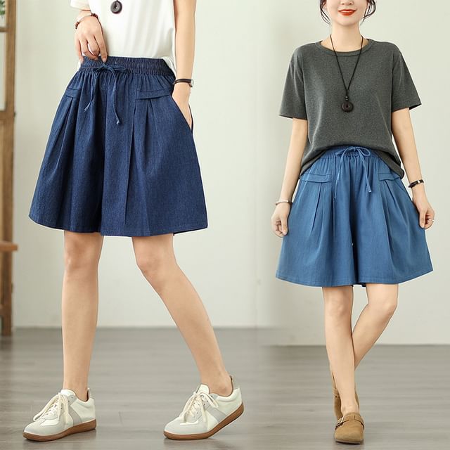 Lewwe-Drawstring Waist Washed Denim Shorts