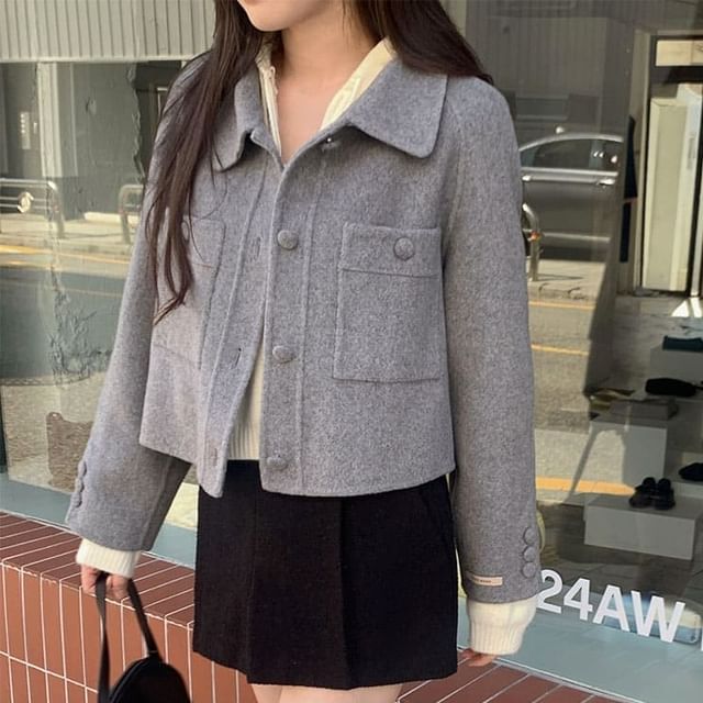 ISSOL-Collared Plain Button-Up Crop Jacket