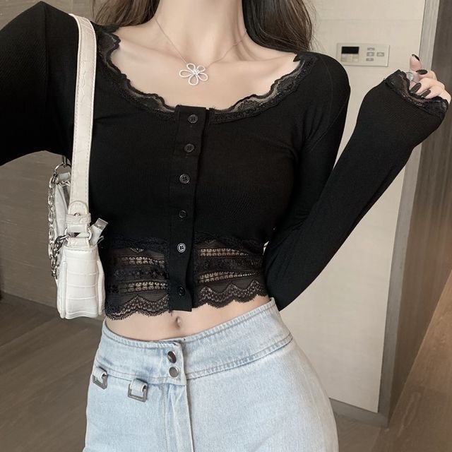 Long-Sleeve Lace Panel Button Cropped T-Shirt