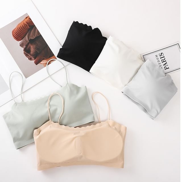 Wildery-Plain Scallop Trim Wireless Bra