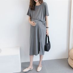 PANDI - Maternity Short-Sleeve Midi A-Line Dress