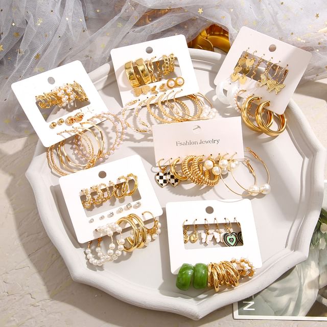 Gemsha-Metallic Earring Set