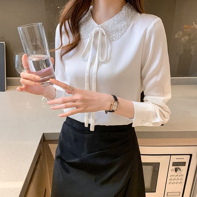 Embroidered Collar Puff-Sleeve Blouse 
