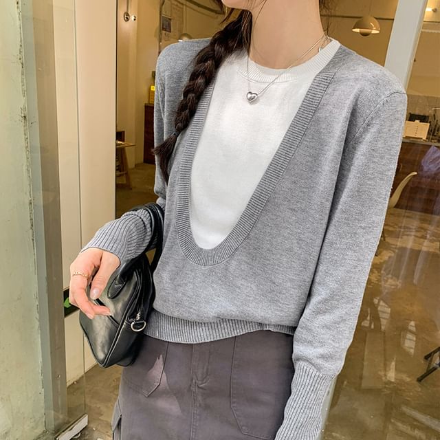 Asiris-Mock Two-Piece Crew Neck Two Tone Sweater