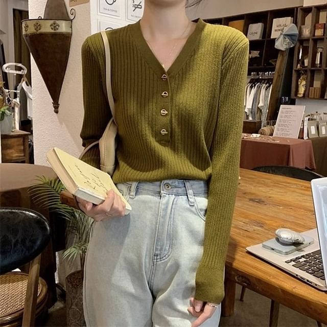 Sisyphi-Long-Sleeve Henley Ribbed Knit Top