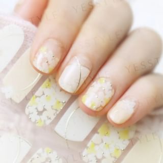 Lunacaca - Drifting Flower Rain Nail Art Stickers