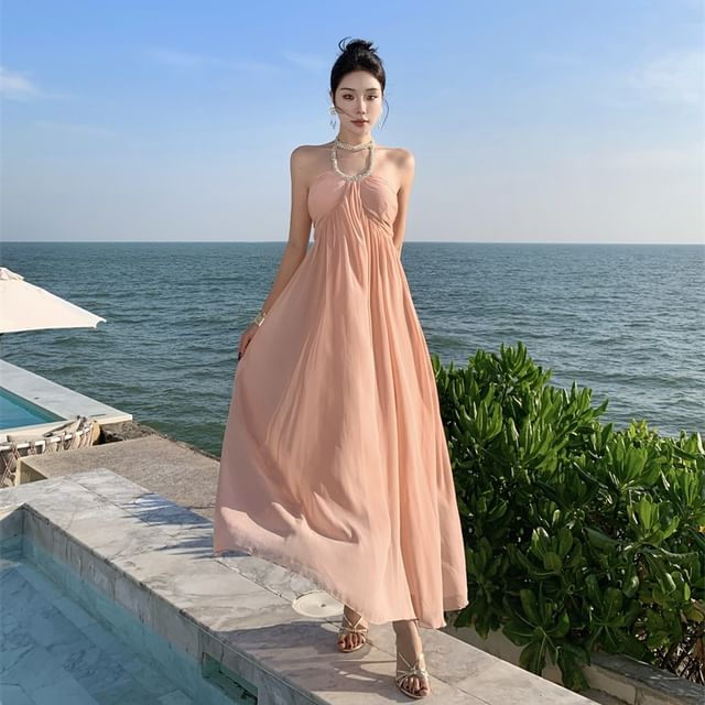 Juuri-Halter Plain Maxi Sundress
