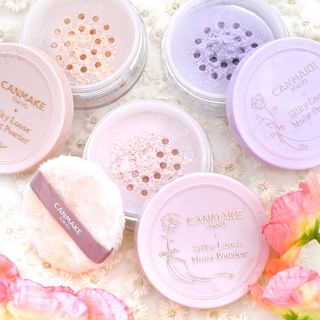Silky Loose Moist Powder SPF 23 PA++
